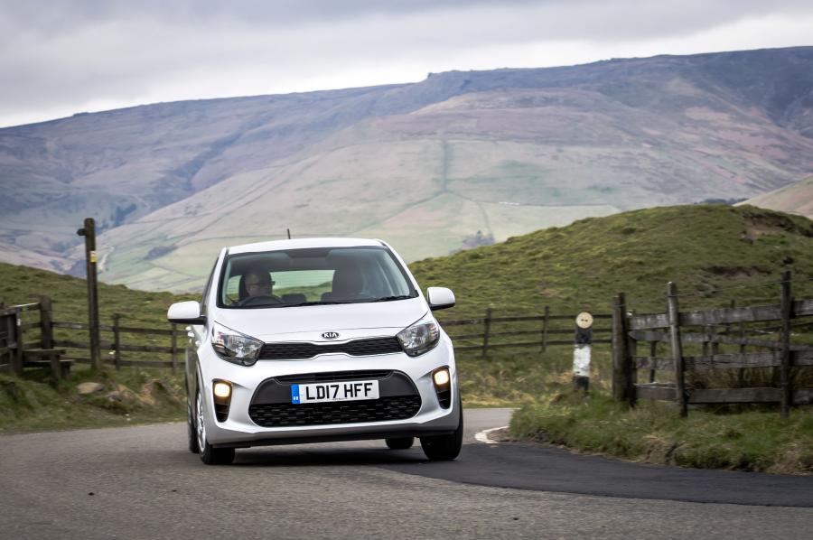  Kia Picanto 2017 года  (UK) (фото 44 из 80)